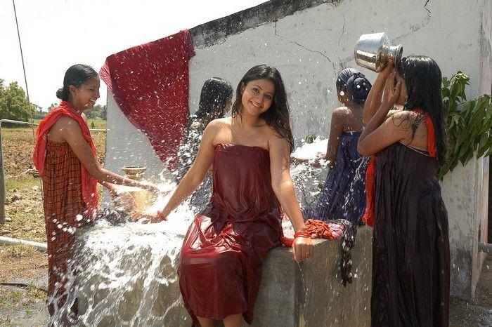 Hot Bathing and Towel pictures of indian actresses