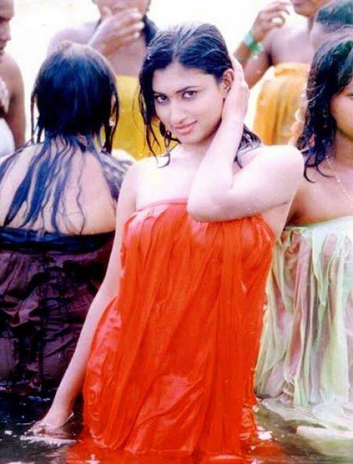 Hot Bathing and Towel pictures of indian actresses