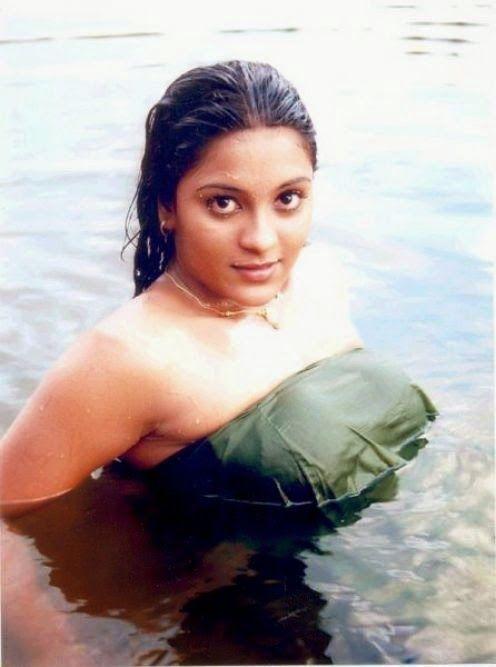 Hot Bathing and Towel pictures of indian actresses