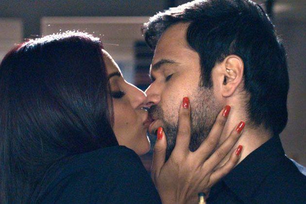 Hot Bollywood Love Kissing Scenes Photos