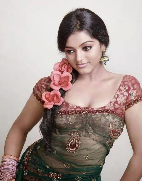 Hot Mallu Actress Unseen Pics