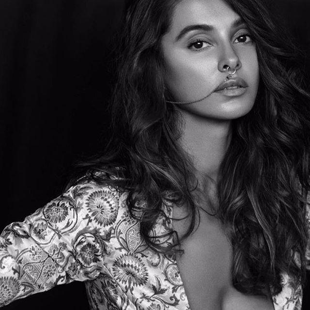 Hotness Alert: Shibani Dandekar Looks Smoking Hot In A Bikini Stills
