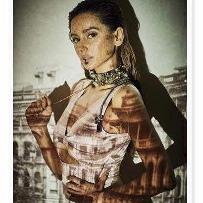 Hotness Alert: Shibani Dandekar Looks Smoking Hot In A Bikini Stills