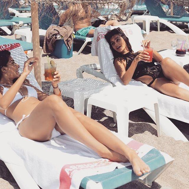 Hotness Alert: Shibani Dandekar Looks Smoking Hot In A Bikini Stills