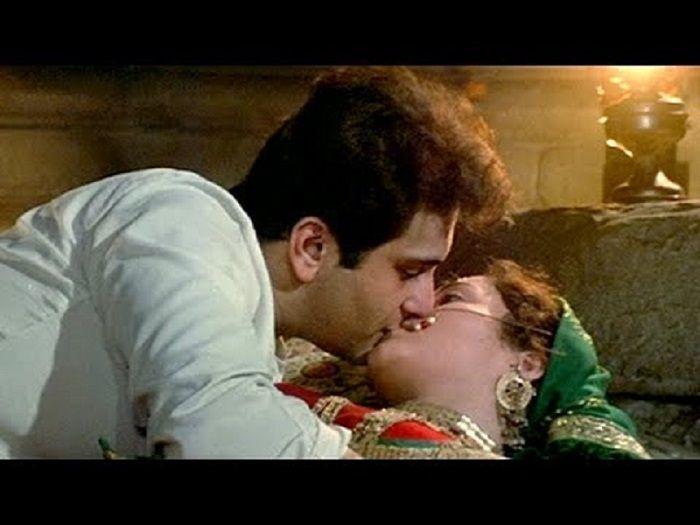 Hottest Kissing Scenes Of Bollywood