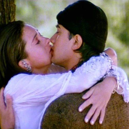 Hottest Kissing Scenes Of Bollywood