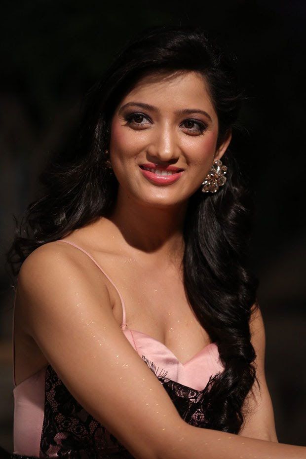 Indan Actress Hot Photos