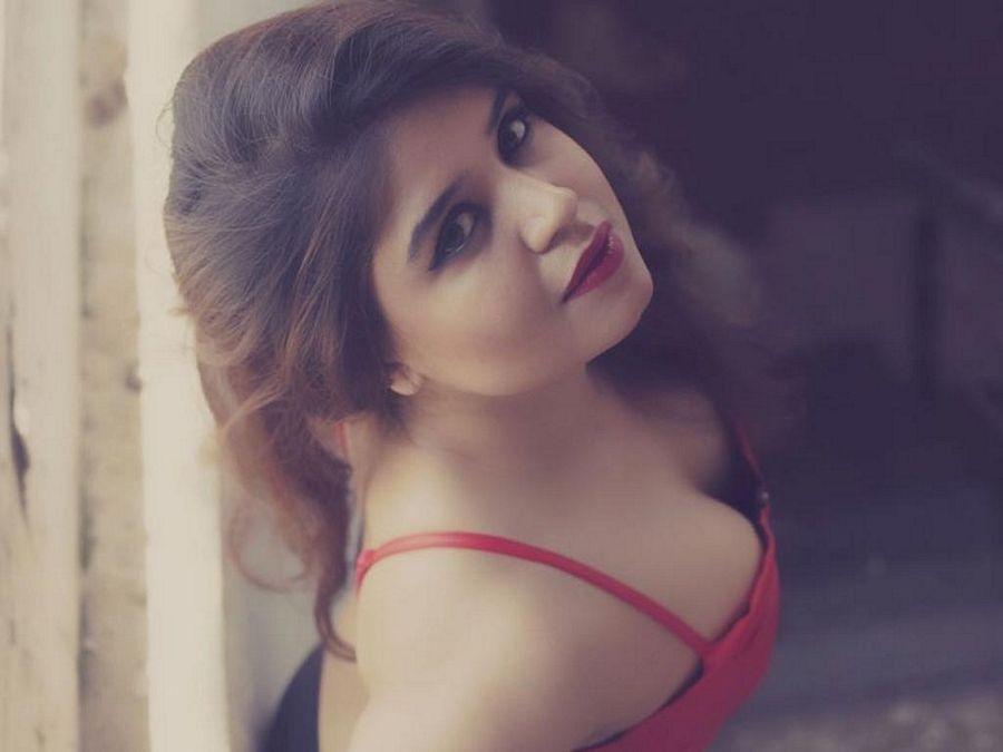 Indian Actress Ranjanaa Latest Hot & Spicy Cleavage Stills