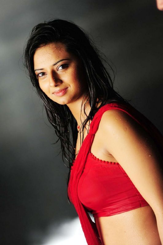 Isha Chawla Hot Spicy Images