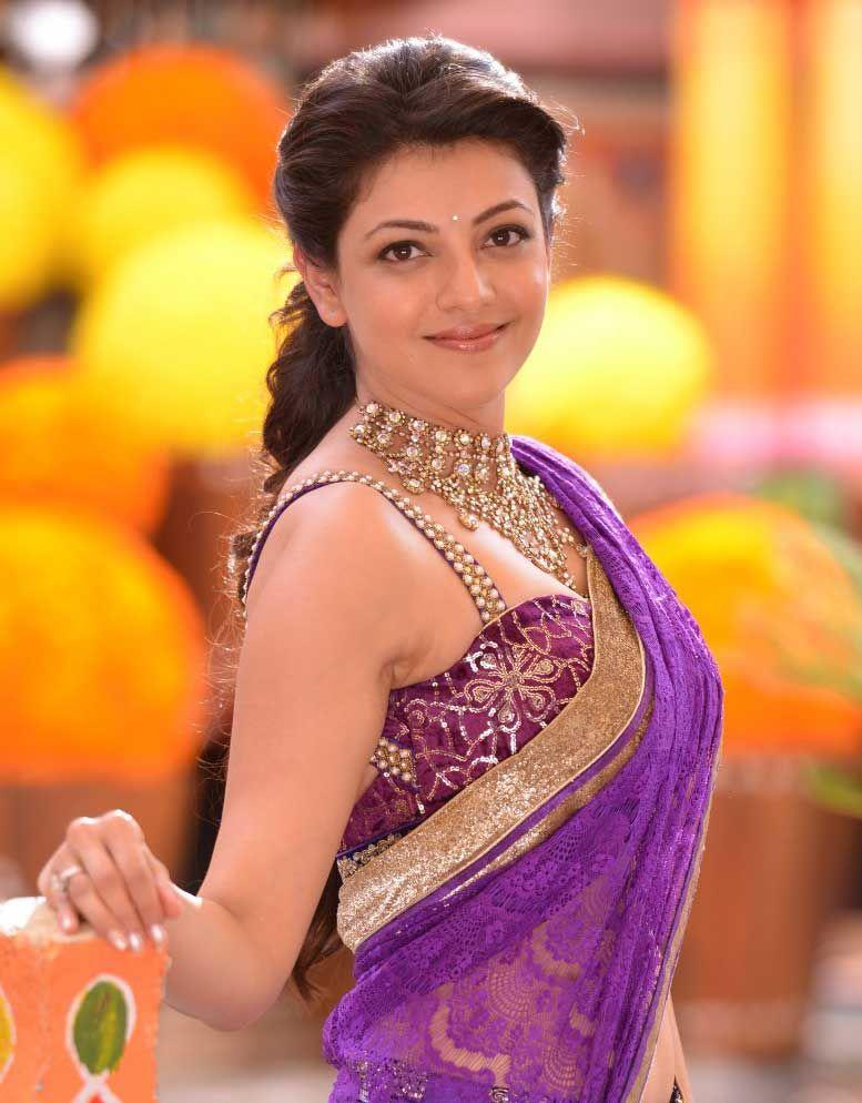 Kajal Agarwal Sexy Navel Pics