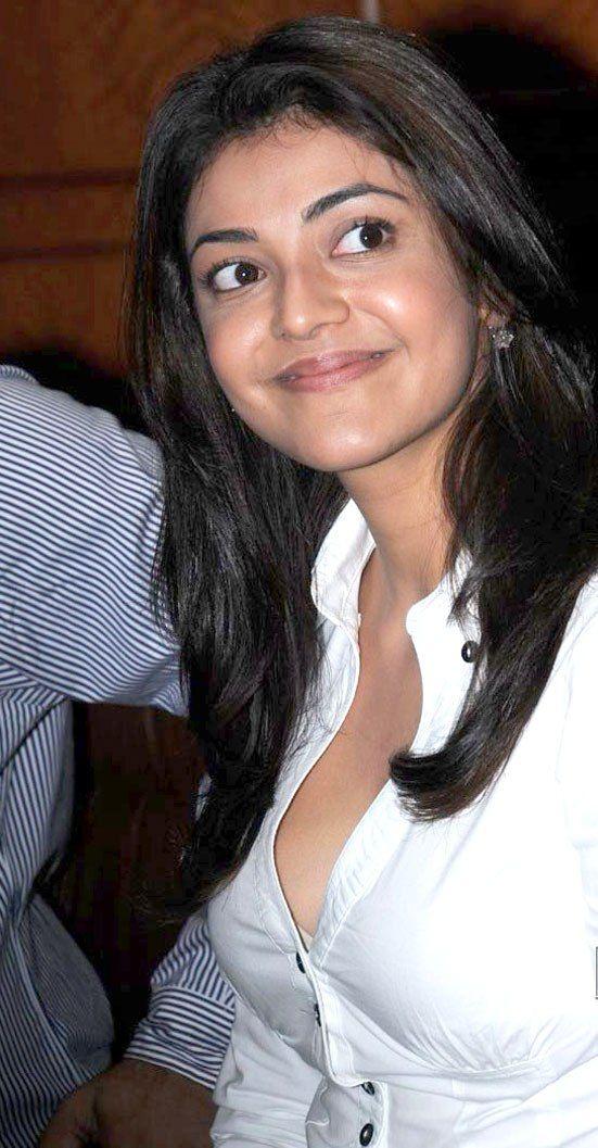 Kajal Agarwal Super Hot Cleavage Collection Photos