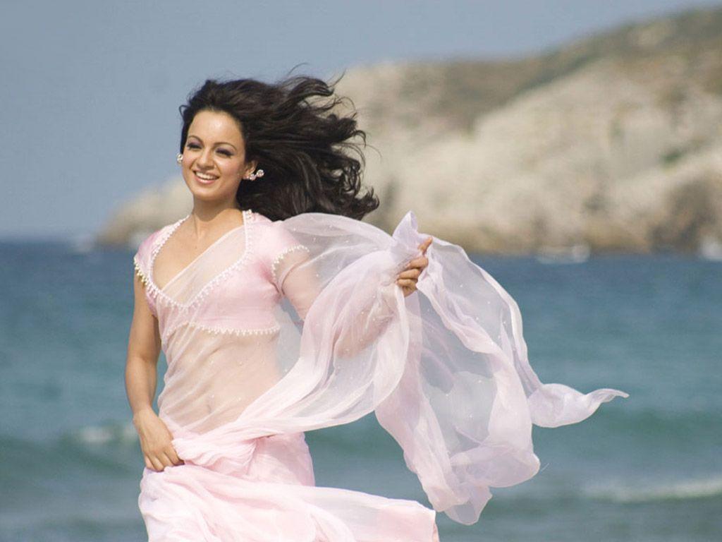 Kangana Ranaut Sexy Photos