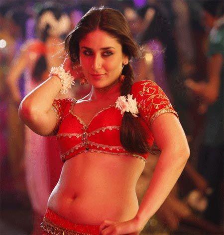 Kareena Kapoor Hot Dance Stills