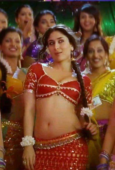 Kareena Kapoor Hot Dance Stills