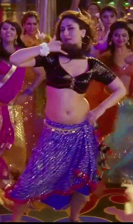 Kareena Kapoor Hot Dance Stills