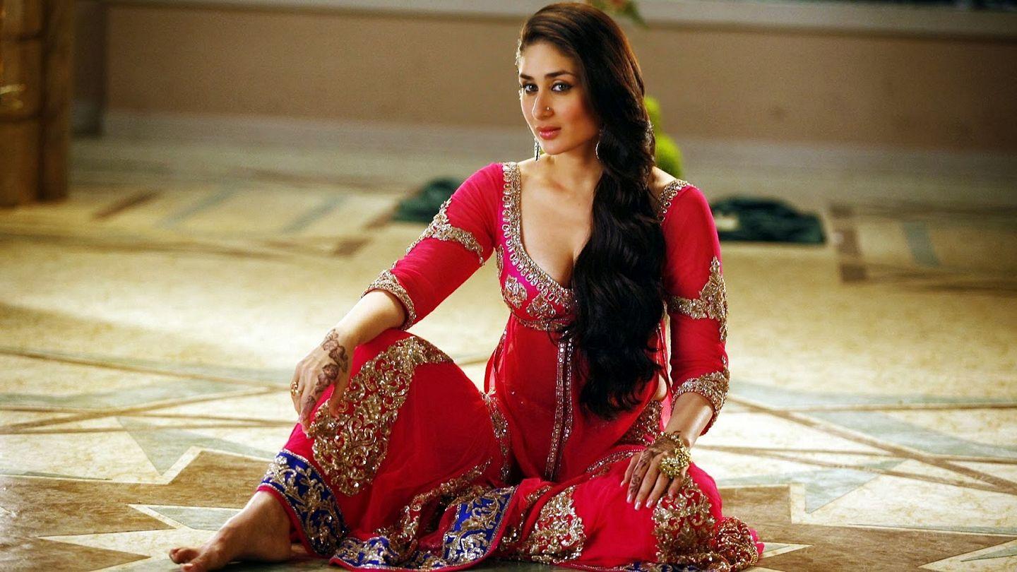 Kareena Kapoor Hot Sexy Pics