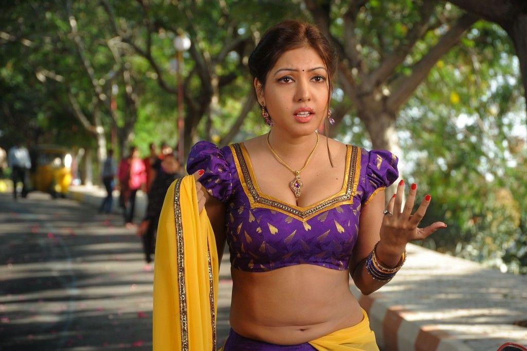 komal jha Sexy Pics