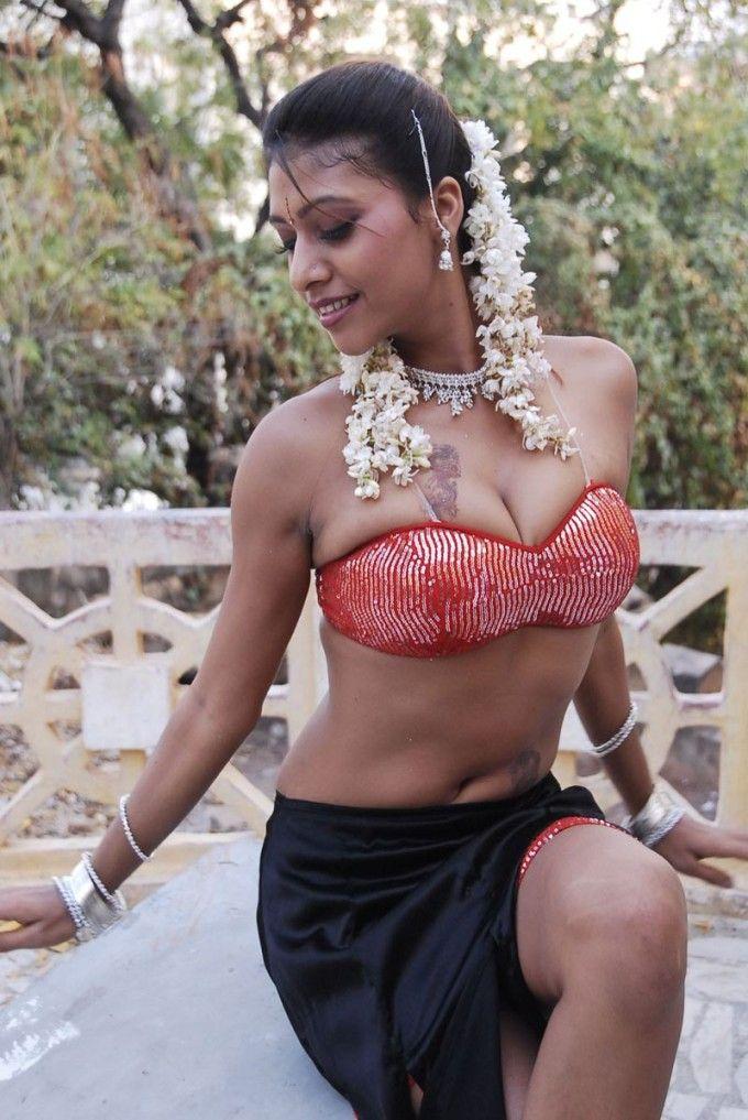 Kruthika Gupta Hot Pics