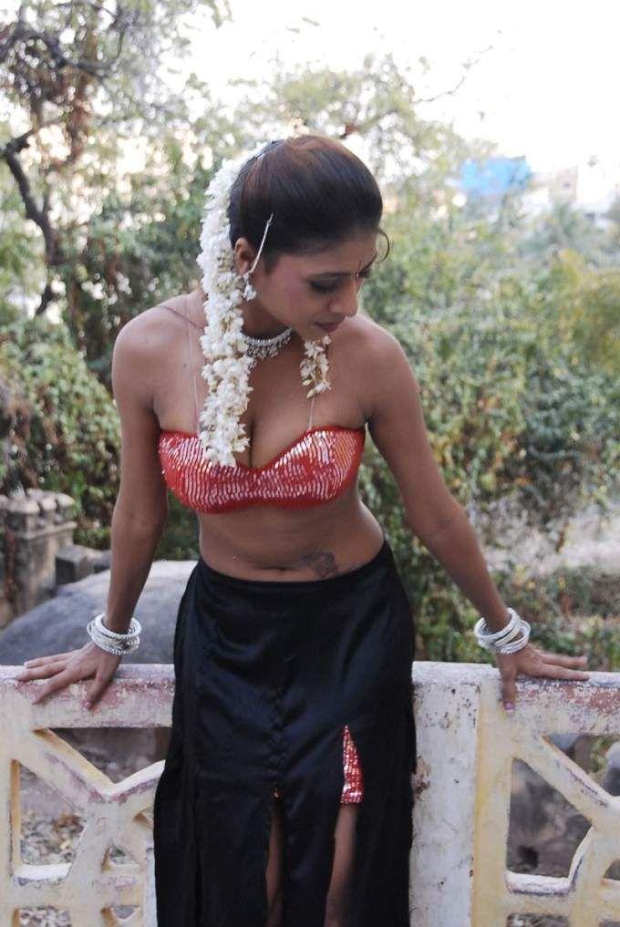 Kruthika Gupta Hot Pics