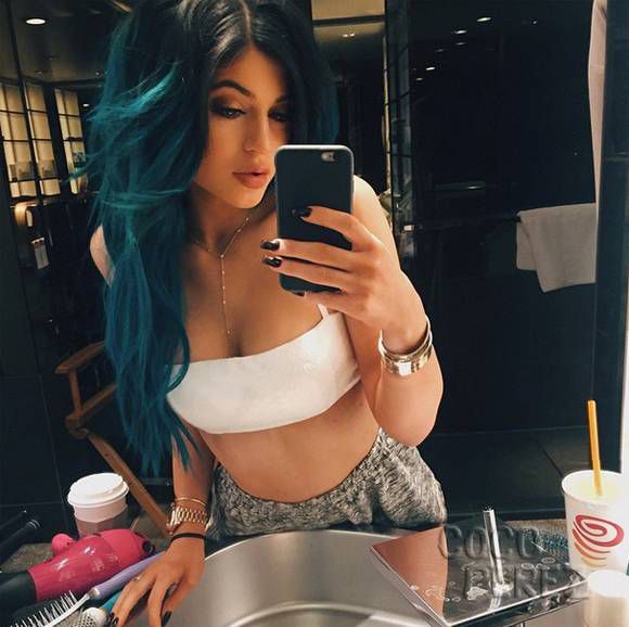 Kylie Jenner Hottest Selfie Pics