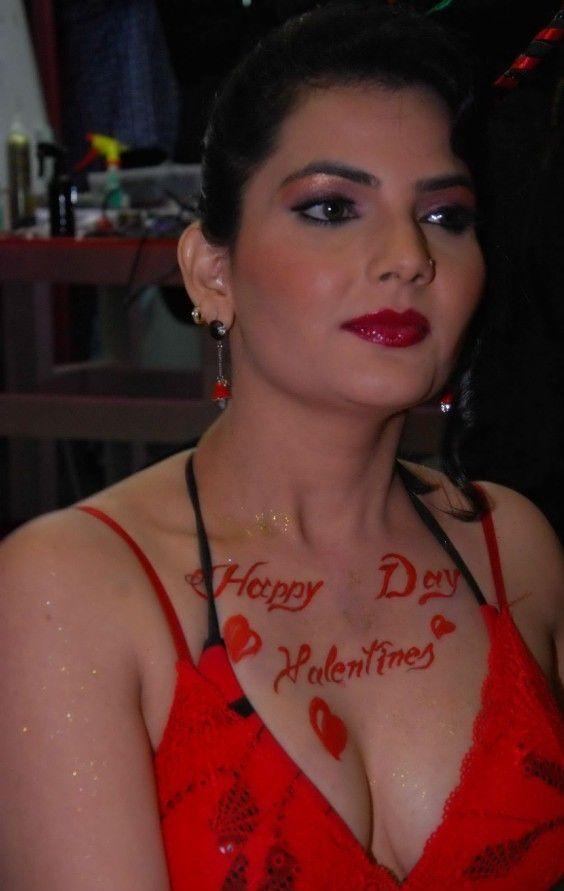Madhavi Sharma Hot Photos