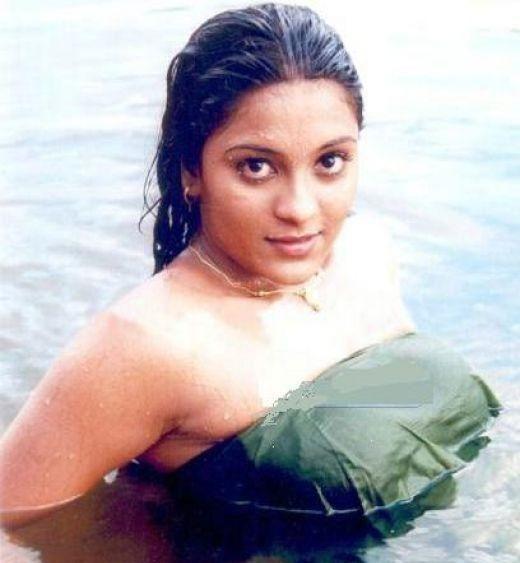 Mallu Actress Best Hot Stills