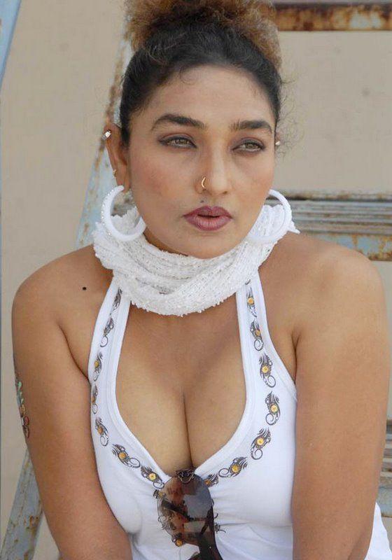 Ramya Sri Hot & Sexy Cleavage Stills
