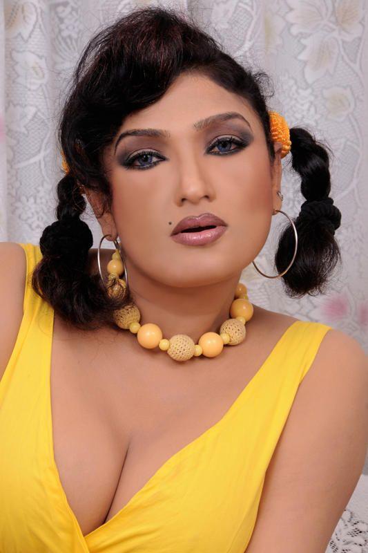 Ramya Sri Hot & Sexy Cleavage Stills
