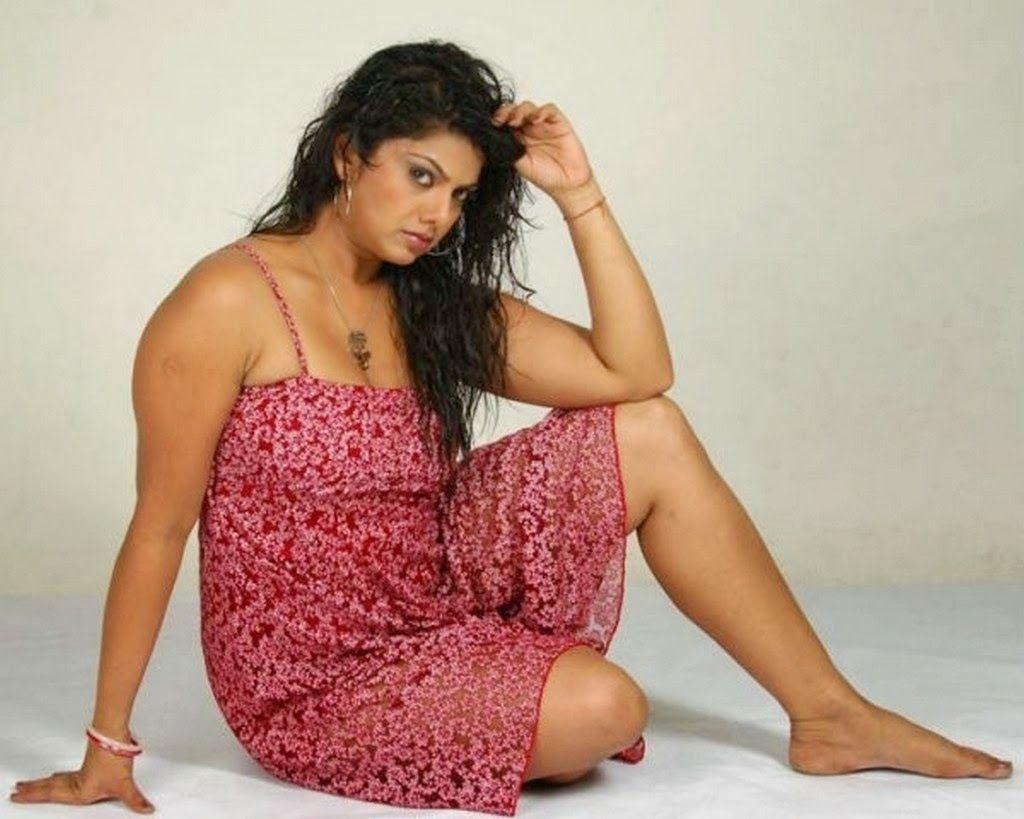 Mallu Actress Swathi Varma Hot Photos