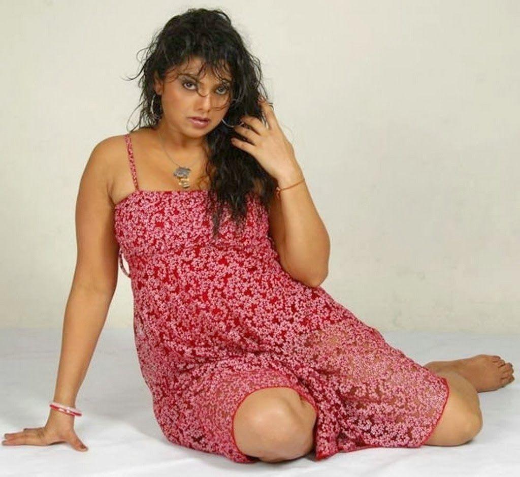 Mallu Actress Swathi Varma Hot Photos