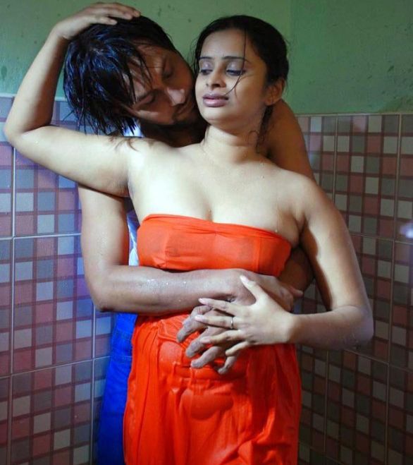 Mallu Hottest Actress Wet Pics