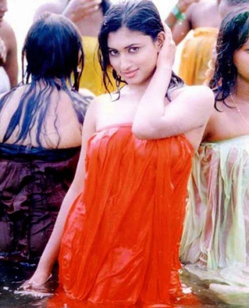 Mallu Hottest Actress Wet Pics