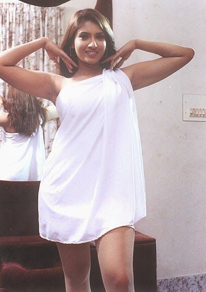 Mallu Hottest Actress Wet Pics