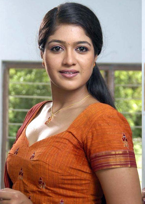 Mallywood Actress Hot Navel Pictures