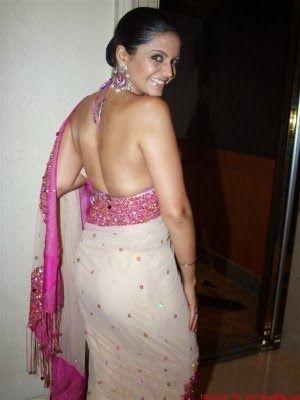 Mandira Bedi Hot Navel Photos