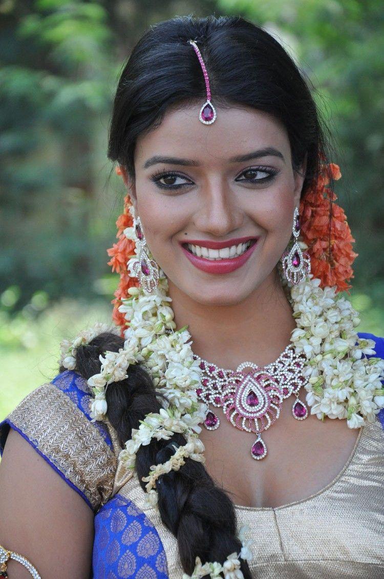 Manisha Singh Hot Photoshoot