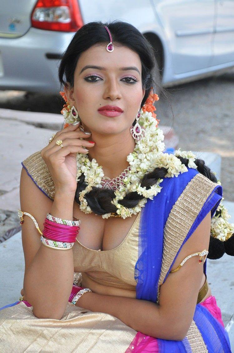 Manisha Singh Hot Photoshoot