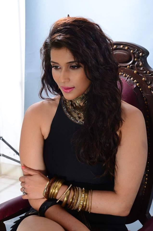 Mannara Chopra Hot Photoshoot