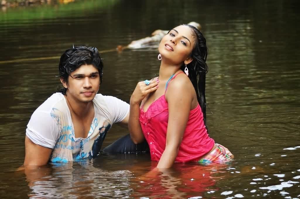 Marumugam Movie hot Pics
