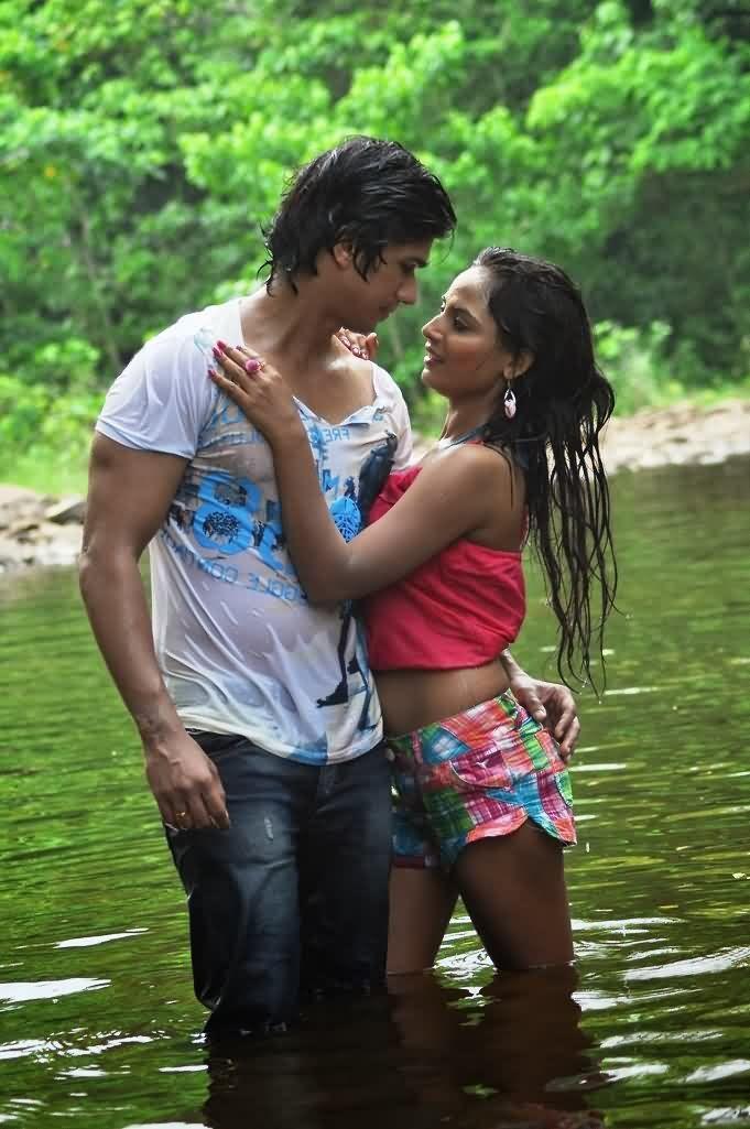Marumugam Movie hot Pics