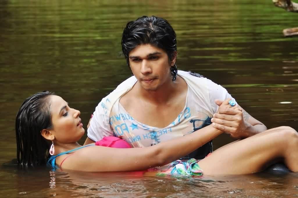 Marumugam Movie hot Pics
