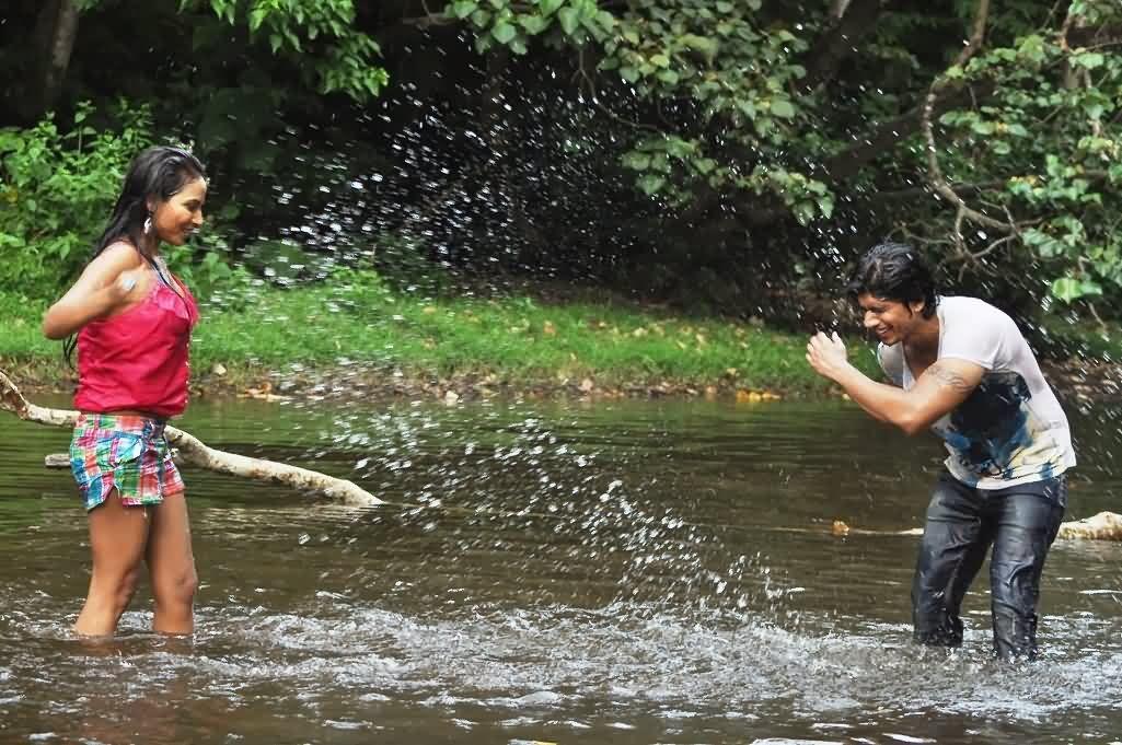 Marumugam Movie hot Pics