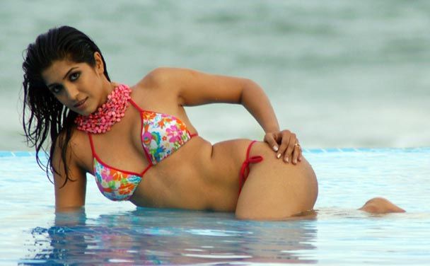 Medha Raghunathan Sexy Bikini Pictures