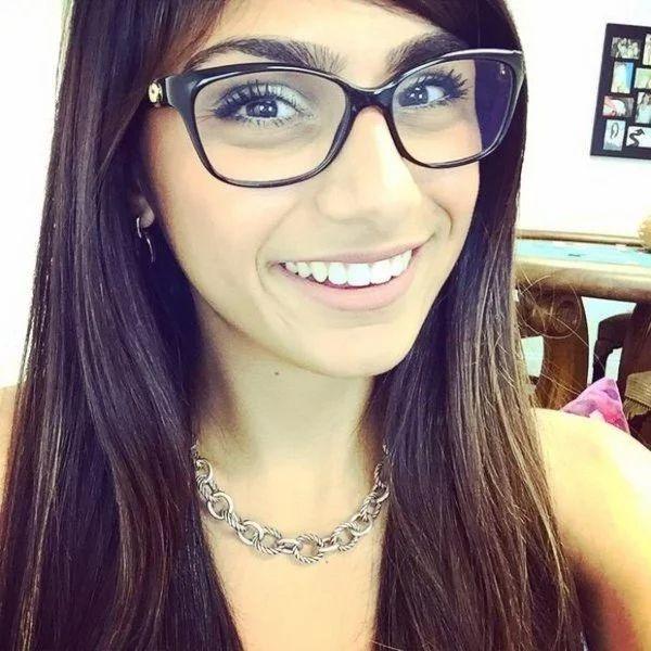 Mia Khalifa Pics That You Can’t Resist To Share In Boys WhatsApp Group