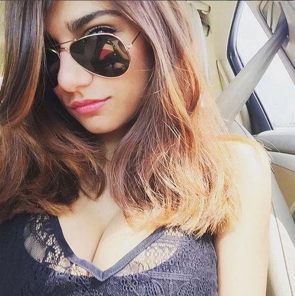 Mia Khalifa Pics That You Can’t Resist To Share In Boys WhatsApp Group