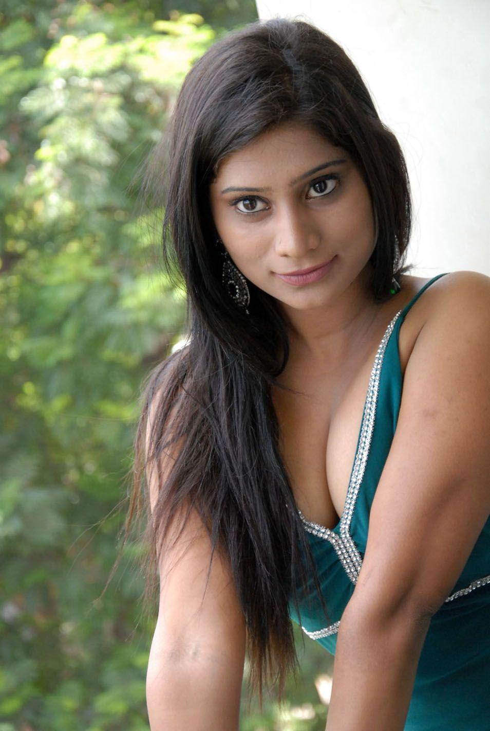 Mithuna Waliya Hot Pics