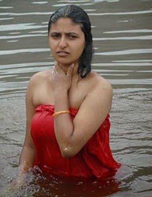 Monika Sexy Hot Pics