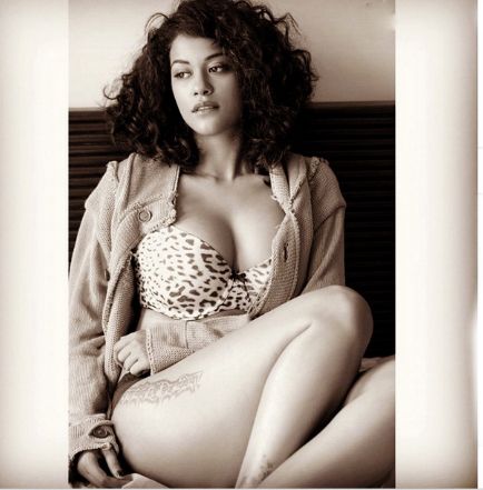 Mumaith Khan Hot Photo Gallery