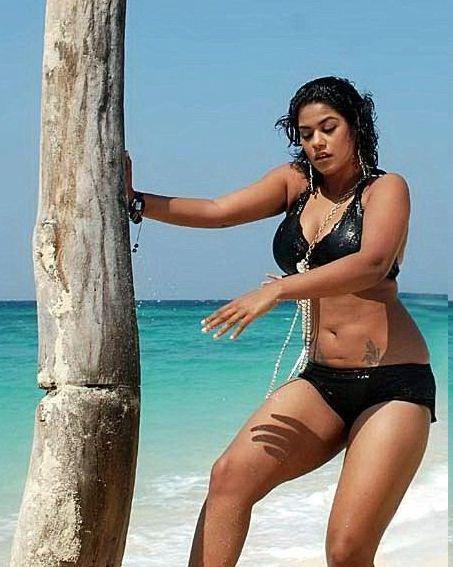 Mumaith Khan Hot Stills