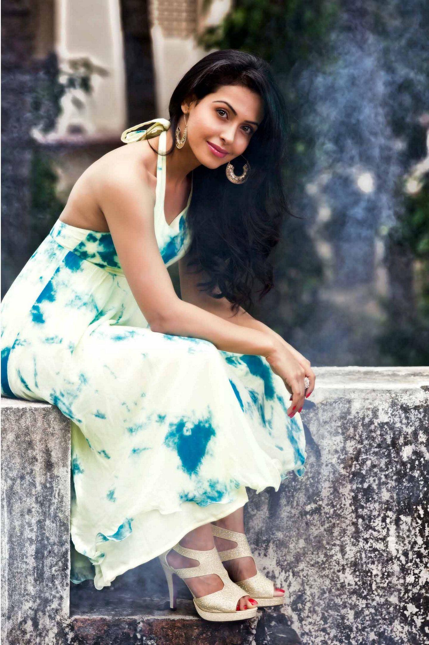 Nandhini hot Photos